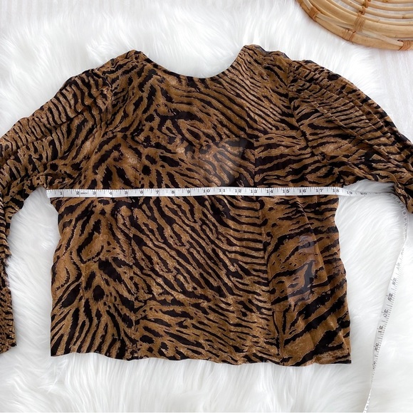 Gianni Tiger Print Bishop Sleeve Top Tie Back Animal Print Brown Orange NEW - Picture 15 of 16